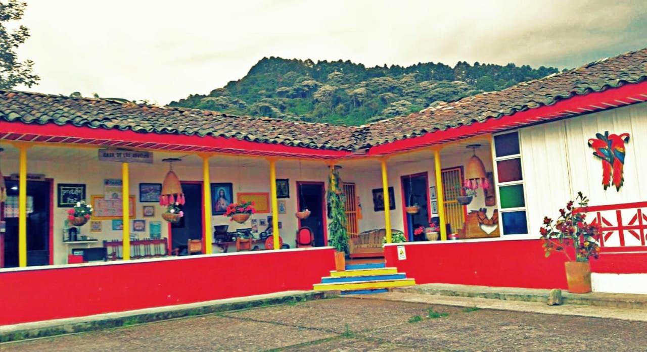 Finca Recreacional Marcelandia Санта-Роса-де-Кабаль Экстерьер фото